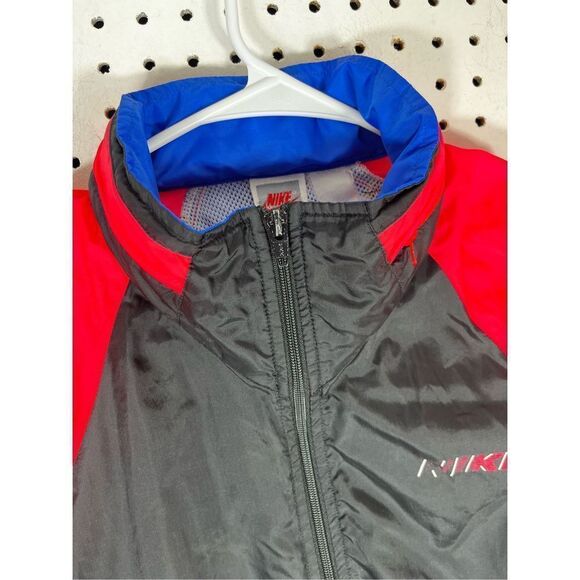 Vintage Nike windbreaker jacket - Picture 6 of 8